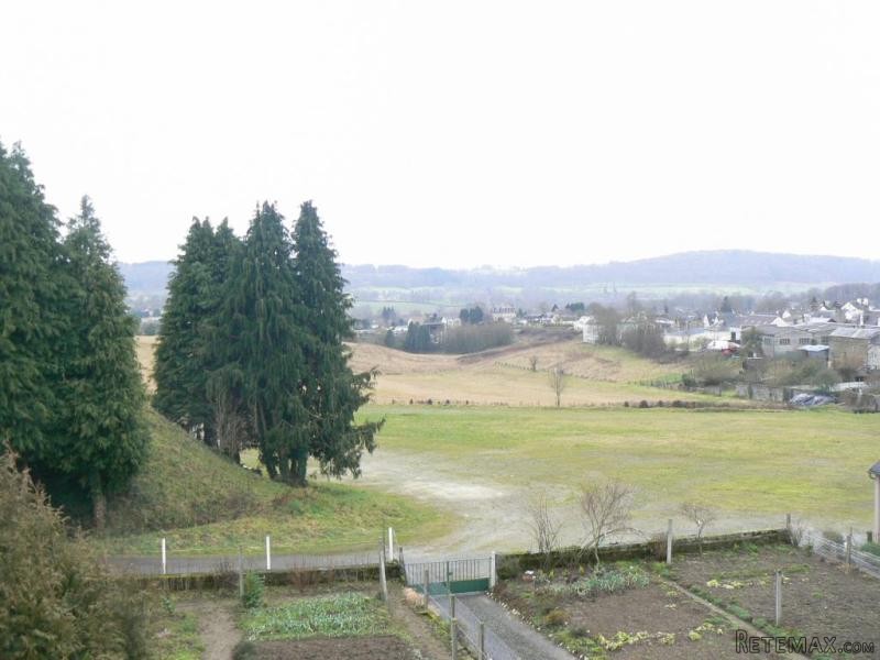 House with Good Volumes and Open View - 2