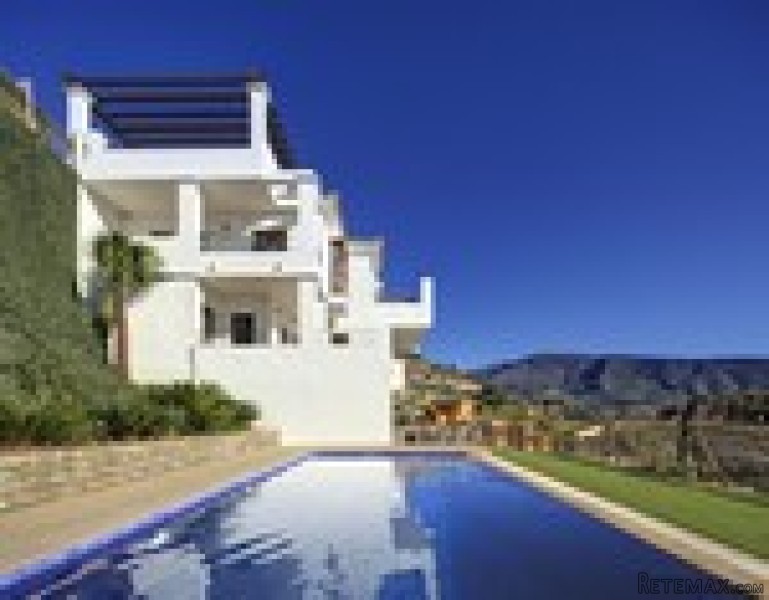 3 Bedrooms - Villa - Malaga - For Sale