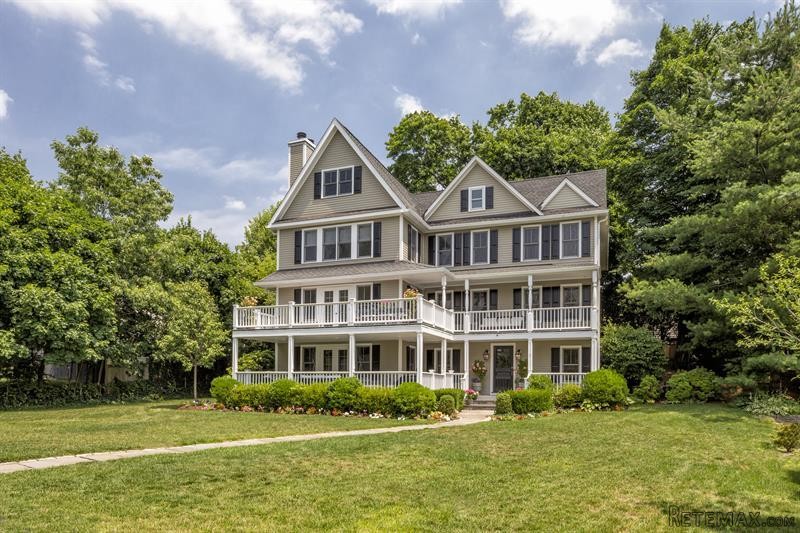 5 bedroom House For Sale: 7 Holman Lane..