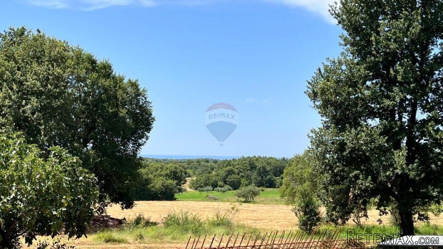Istra, Novigrad - građevinsko zemljište s pogledom na more