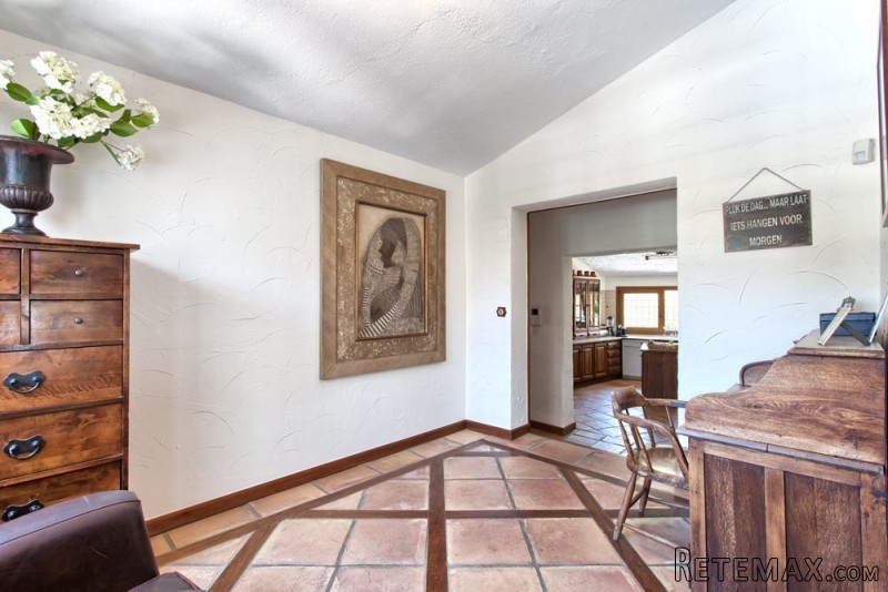 4 bedroom property near Andalucia Back.. - 2
