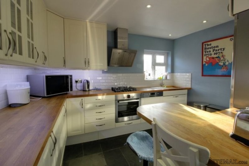 2 bedroom, Flat house for sale - 2
