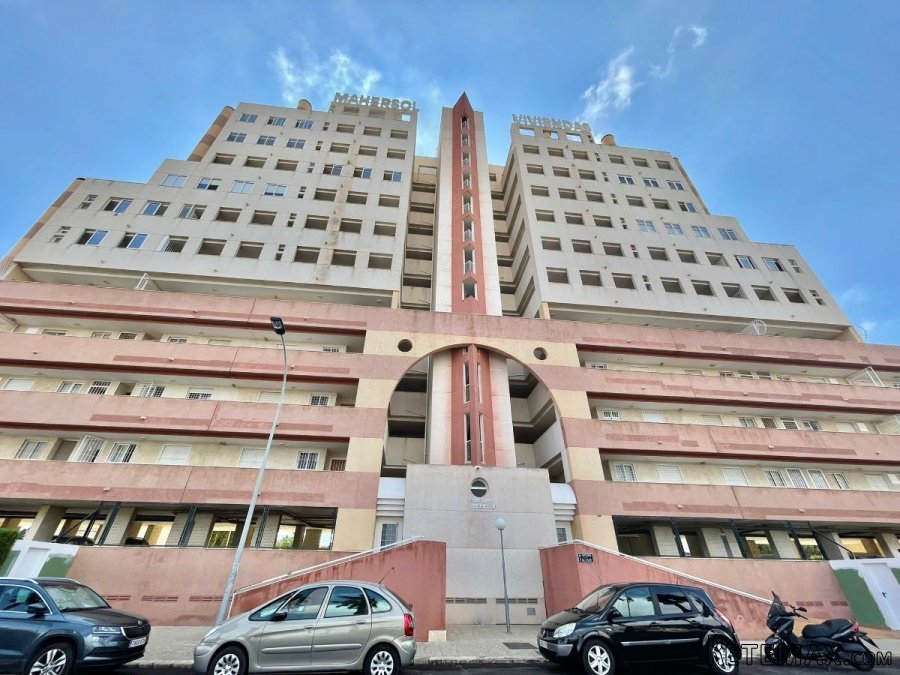Apartamento con 60 m² construidos, 2 dormitorios, 1 baños.. - 2