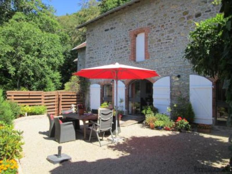 Countryside House and Two Guest Gites