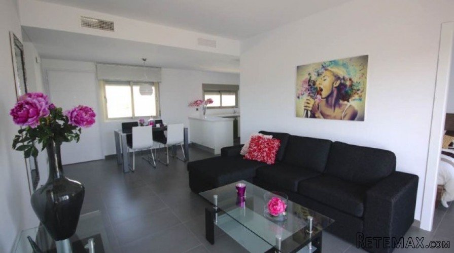 Lovely apartment with 2 bedrooms and 2 bathrooms on.. - 3