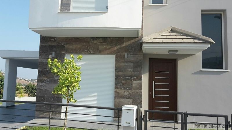 Villas For Sale in the very popular..
