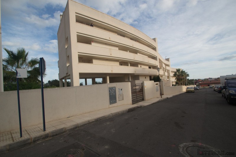 2 Bedrooms - Apartment - Alicante - For..