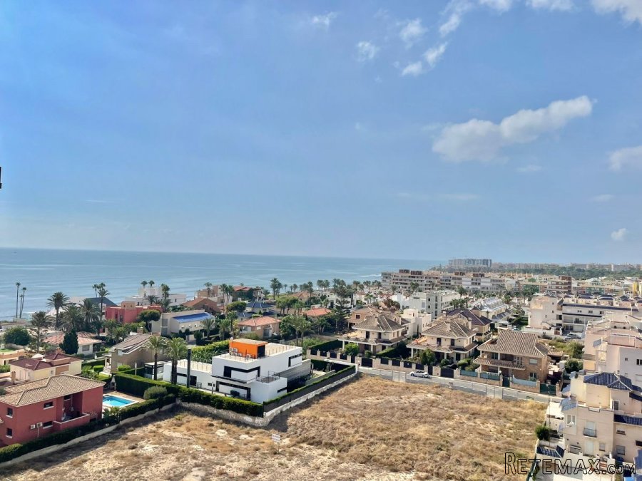 Apartamento con 60 m² construidos, 2 dormitorios, 1 baños.. - 4