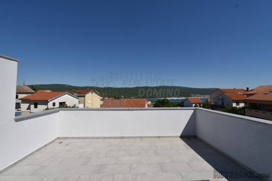 Apartman s pogledom na more! okolica grada Krka!