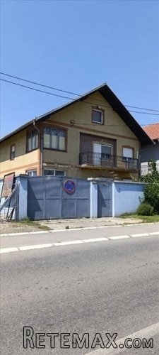 Prodajem kucu u Busijama-Legalizovano