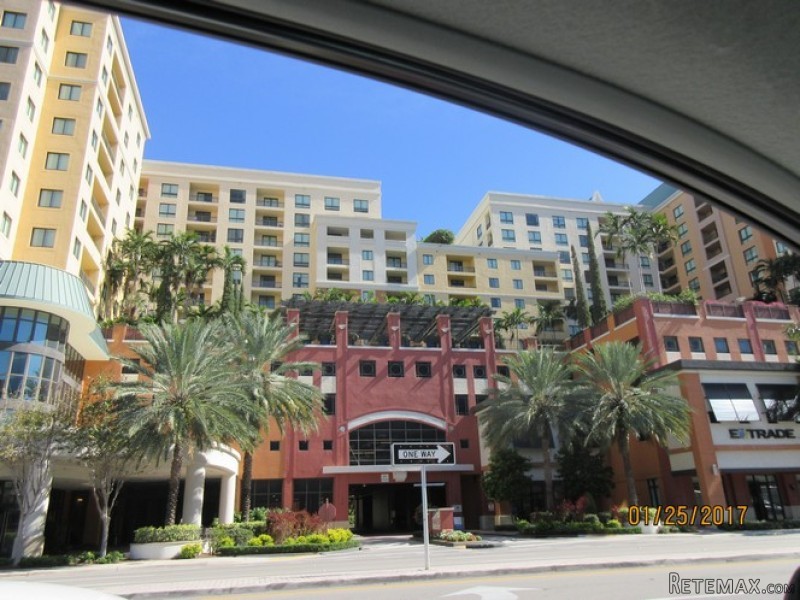 2 bedroom Flat For Sale: 110 N Federal.. - 2
