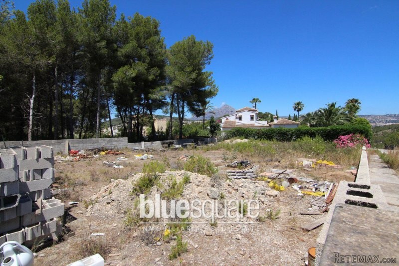 Flat plot with water and electricity in.. - 2