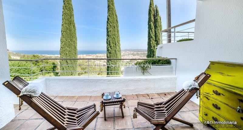 5 Bedroom Villa In Javea - 2