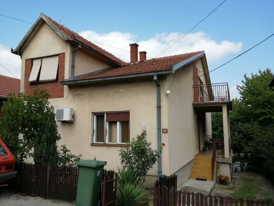 Prodaja kuce 200m2,6 ari placa centar Topola - 2