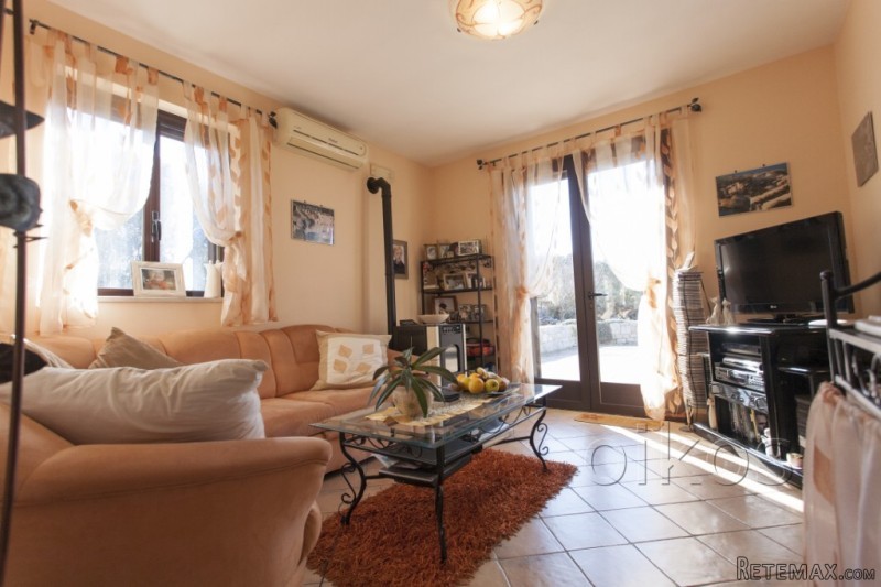V000274, Villa For Sale In San Vito Dei..