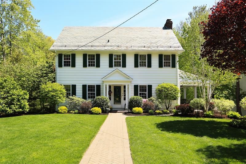 5 bedroom House For Sale: 18 Forest..