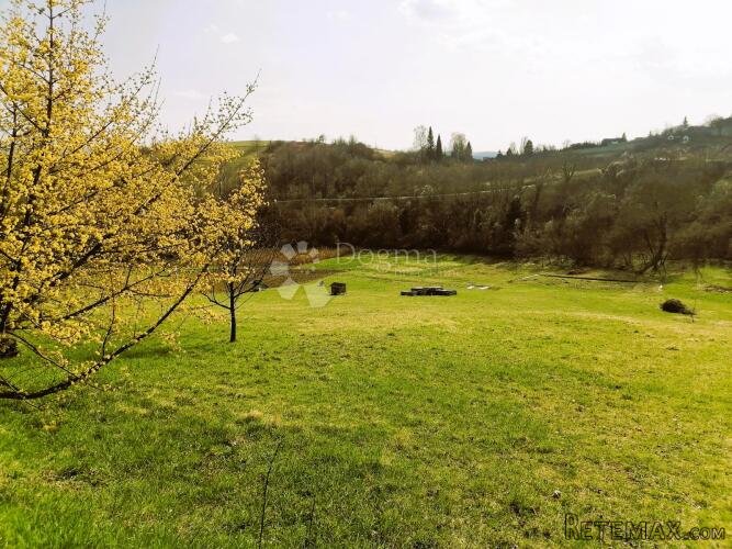 Zemljište livada i voćnjak u Remetincu - 3