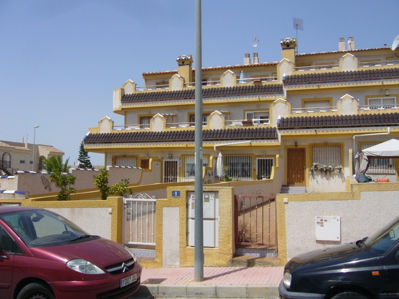 3 Bedrooms - Townhouse - Alicante - For..