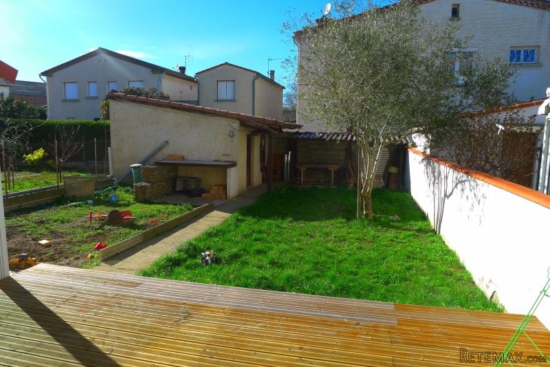 3 Bedrooms - Villa -..