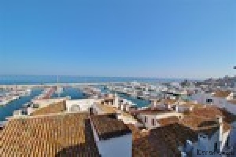 Apartment For Sale In Puerto Banus..