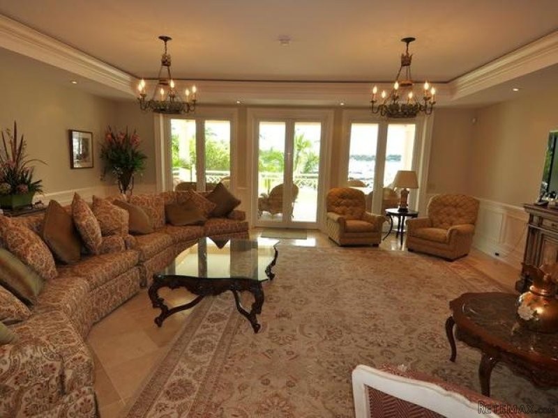 Apartment/townhouse - This elegant.. - 2