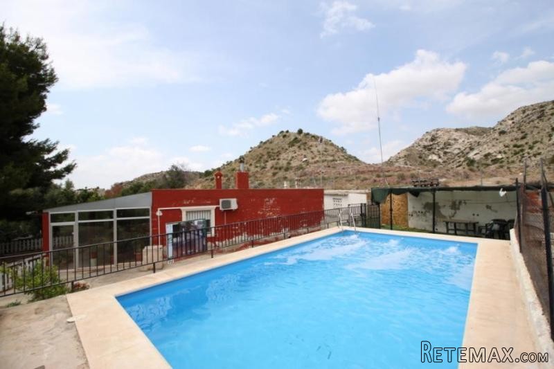 Magnificent in Monforte - 4bed 2bath..
