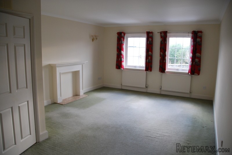 97 Kingsmills Road, Inverness IV2 3PE