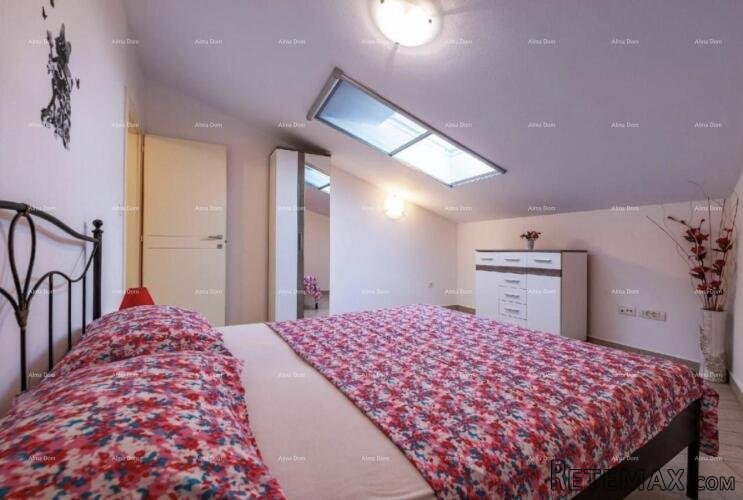 Prodaje se prekrasna vila sa bazenom u Vodnjanu - 5