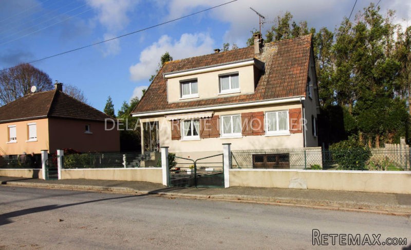 Cerences - House For Sale
