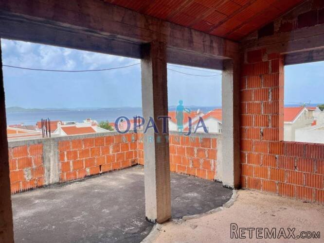 Zadar-Diklo, samostojeća kuca sa 6 apartmana nedovršena - 10