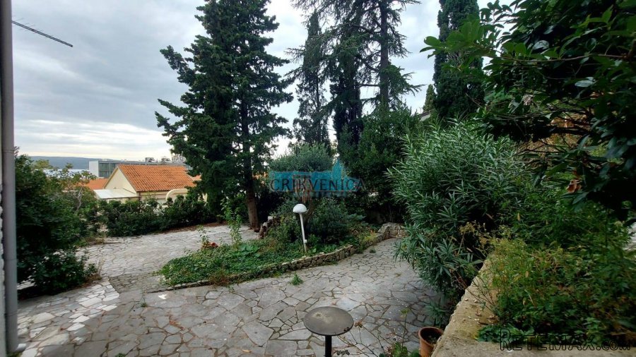 Selce, kuća 150 metara od mora sa velikom okućnicom - 3