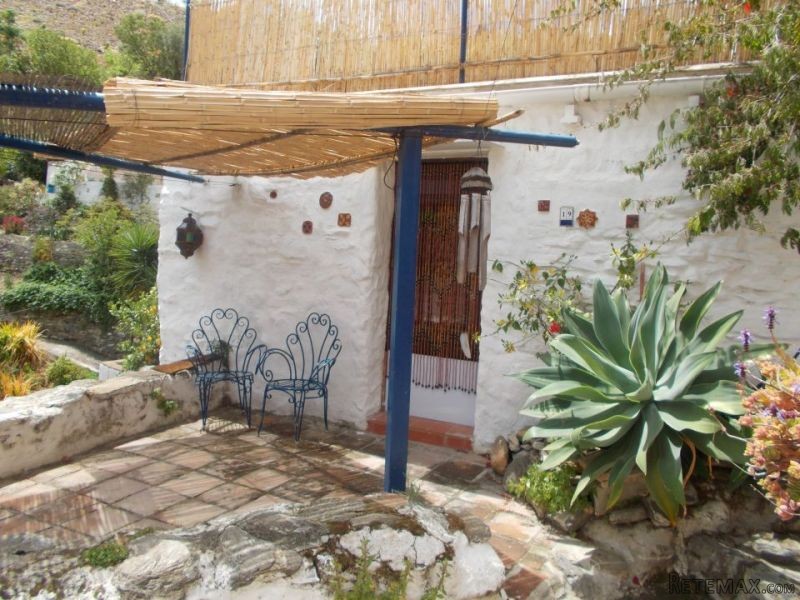 1 bedroom, 1 bathroom Finca/Country..