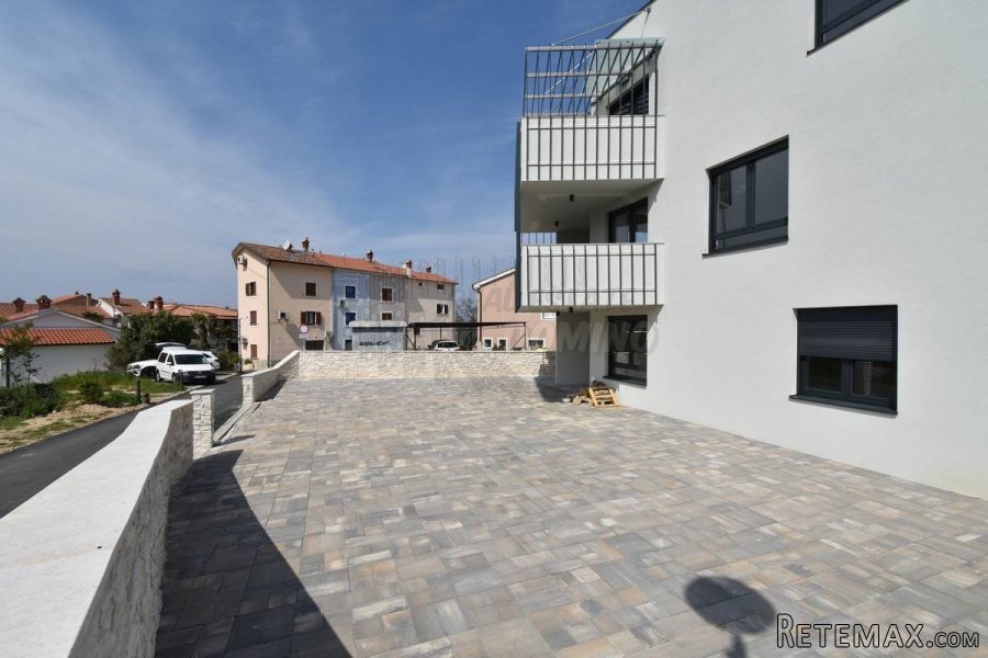 Prekrasni apartman na prvom katu s pogledom na more!
