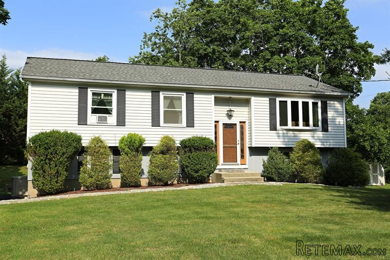 3 bedroom House For Sale: 3309 Baker..