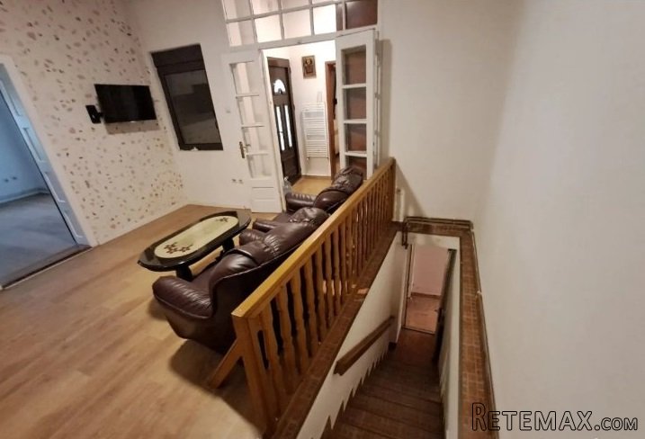 Prodajem dve stambene jedinice u centru Zaječara - 2
