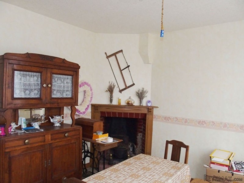 Nice Detached House with Outbuildings - 2