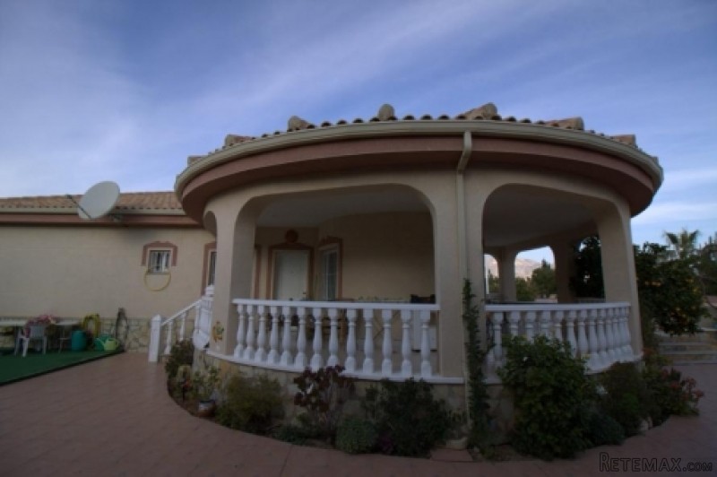 Hondon De Las Nieves - An Impressive 3..