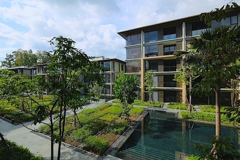 Luxury 3-Bedroom Beachside Apartment -..