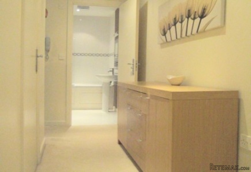 68 Queens Apartment, Queens Promanade - 2