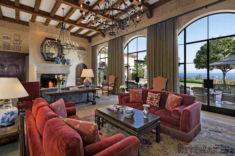 5 bedroom House For Sale: 1590 E..