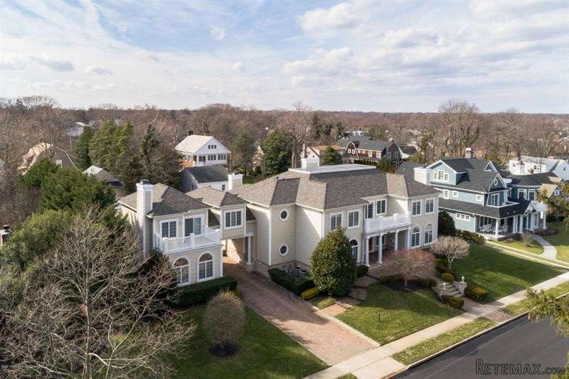 7 bedroom Detached House For Sale: 217.. - 2