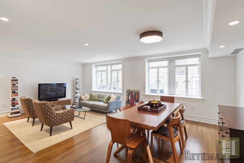 2 bedroom Apartment For Sale: 82 IRVING..
