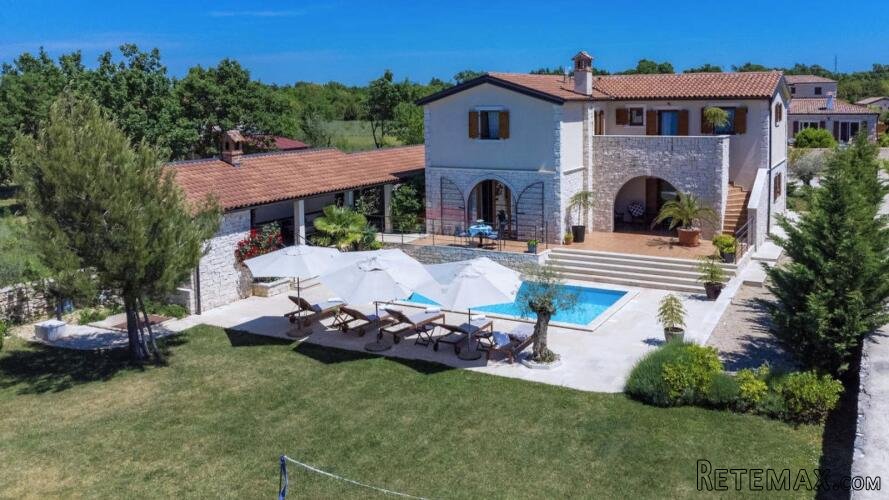 Istra, Svetvinčenat - predivna vila sa bazenom