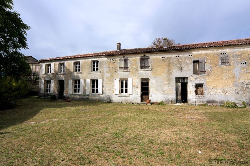Unspoilt Fermette For Modernisation