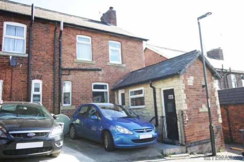 2 bedroom, Terraced House house for sale