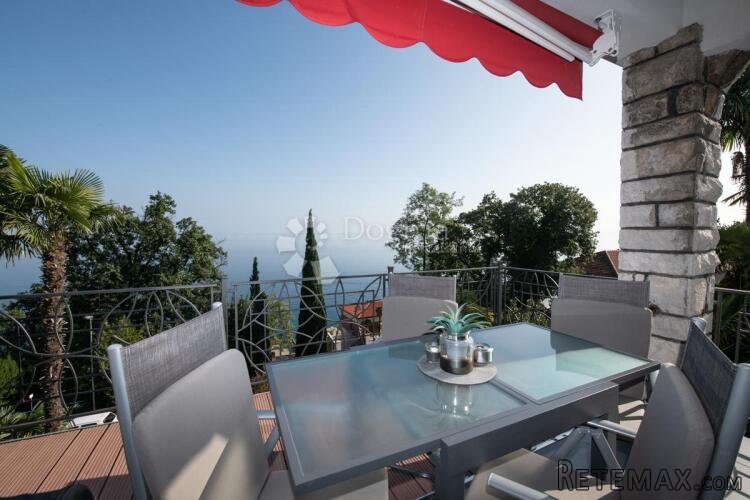 Opatija, stan 140m2 s pogledom na more - 2