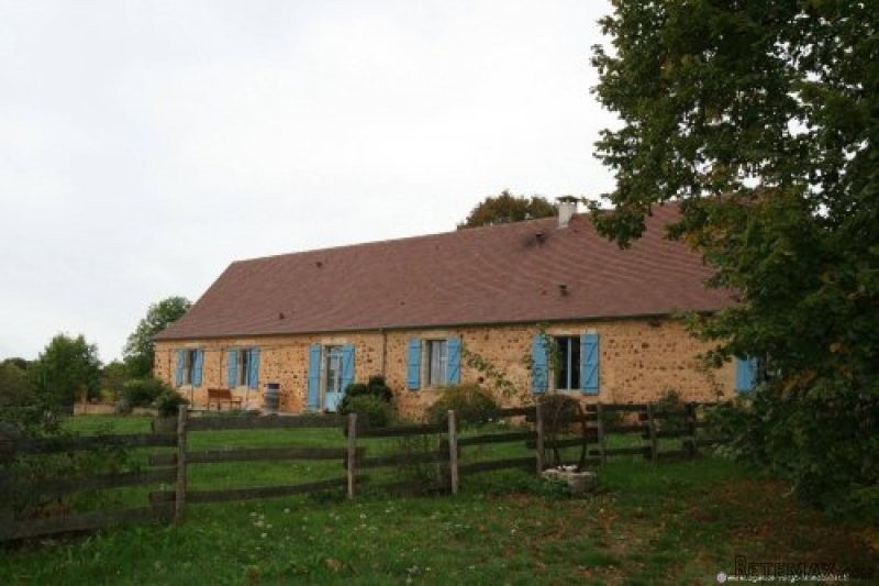 Stone House Set On 16 Hectares Of Land..