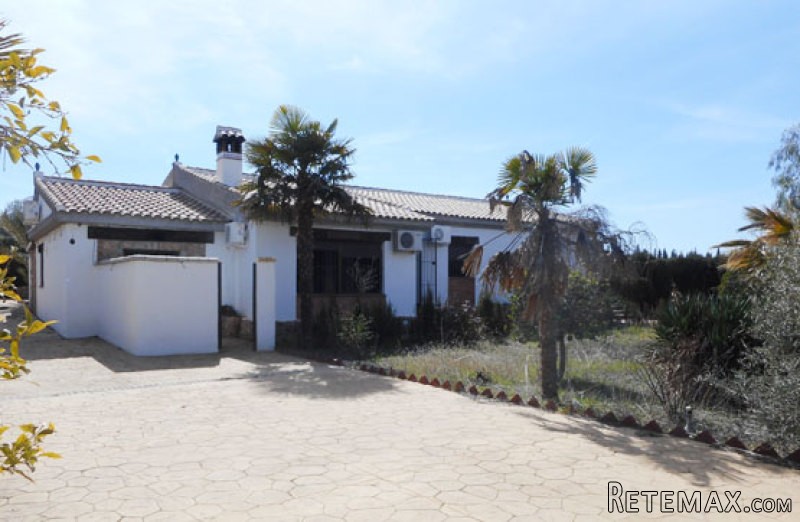 6 Bedroom House in Moraleda de.. - 2