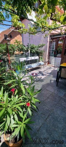 Zagreb, Kustošija, stan, prizemlje, 100m2 sa dvije terase - 2