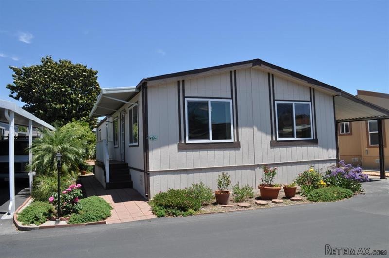 2 bedroom House For Sale: 333 Old Mill..